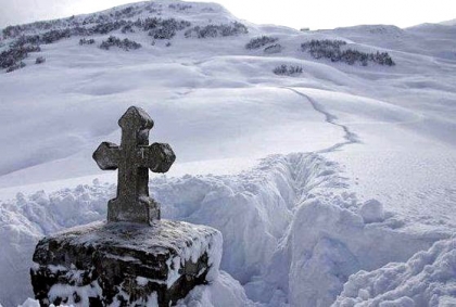 Η βόμβα που δεν έσκασε μπροστά στην αγία Τράπεζα στον πόλεμο του 1940