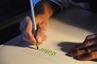 &Pi;ώ&sigmaf; &nu;&alpha; &sigma;&upsilon;&nu;&alpha;&nu;&alpha;&sigma;&tau;&rho;&epsilon;&phi;ό&mu;&alpha;&sigma;&tau;&epsilon; &tau;&omicron;&upsilon;&sigmaf; &alpha;&iota;&rho;&epsilon;&tau;&iota;&kappa;&omicron;ύ&sigmaf;; (&pi;. &Epsilon;&pi;&iota;&phi;&alpha;&nu;ί&omicron;&upsilon; &Theta;&epsilon;&omicron;&delta;&omega;&rho;ό&pi;&omicron;&upsilon;&lambda;&omicron;&upsilon;)